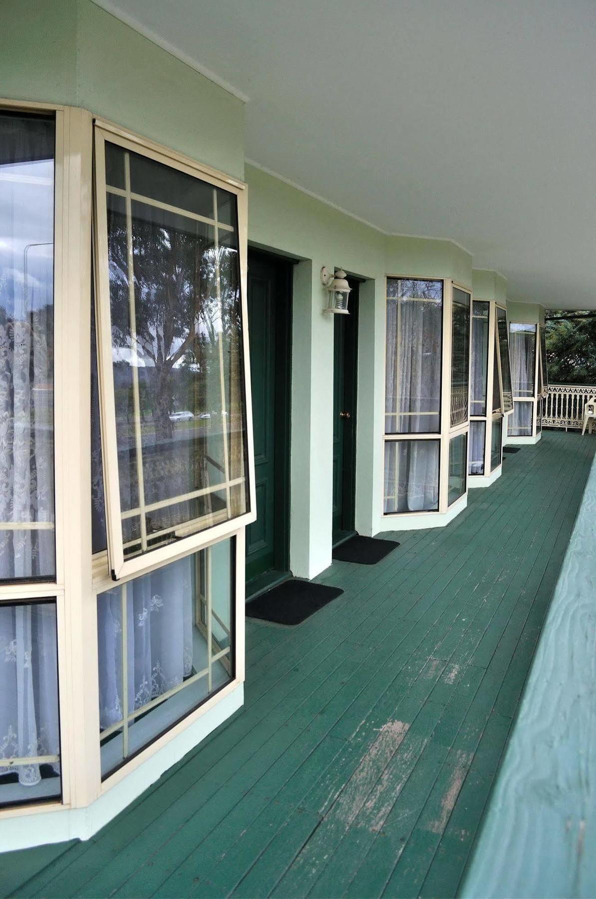 Miranda Lodge 堪培拉 外观 照片